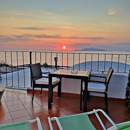 Πανσιόν La Danza Del Mare 4*